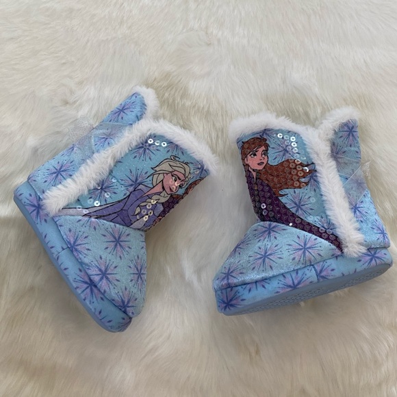 Disney Frozen boots - Picture 3 of 6